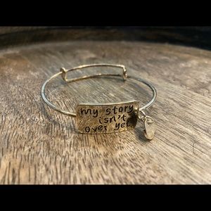 Silver bracelet - My story isn’t over yet